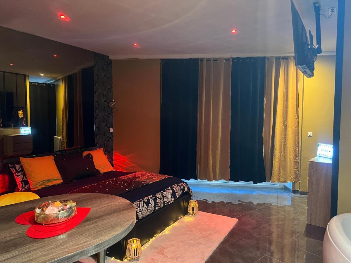 Homesparadise Loveroom Besançon Eksteriør billede